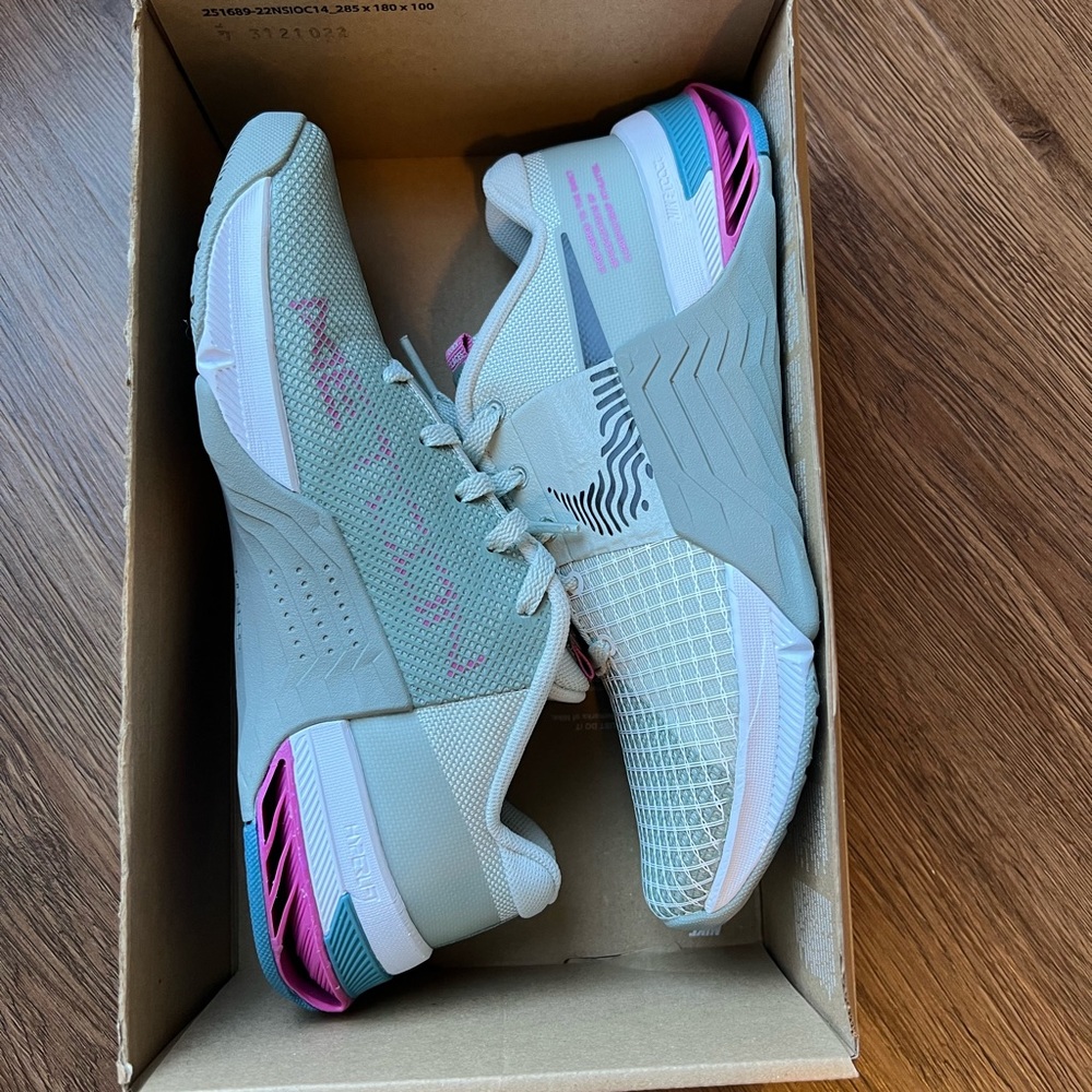 Women’s Nike Metcon 8